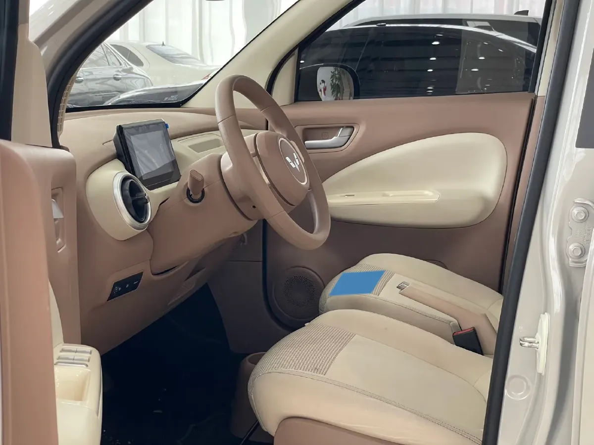 2025 WuLing HongGuang MINI EV BEV 16.2KWH,autocango,china used car exporter,china ev exporter,chinese used car exporter,chinese used ev exporter