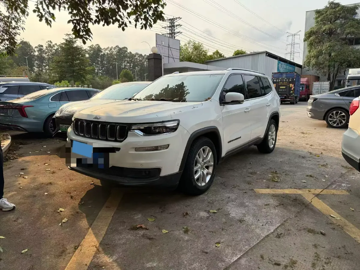 2018 Jeep Grand Commander 2.0T 234HP L4 9AT,autocango,china used car exporter,china ev exporter,chinese used car exporter,chinese used ev exporter