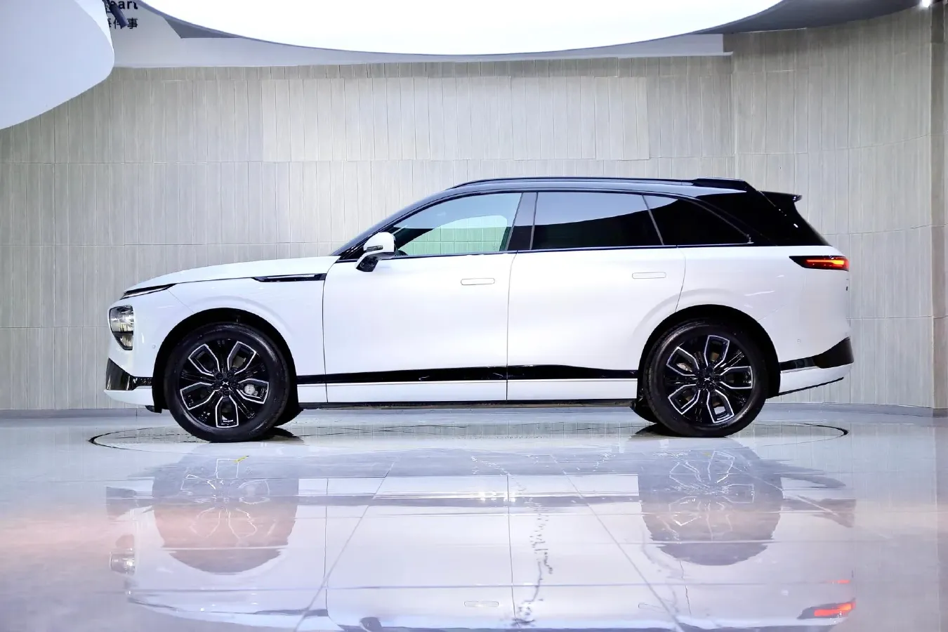 2025 Xpeng G9 BEV 79KWH,autocango,china used car exporter,china ev exporter,chinese used car exporter,chinese used ev exporter