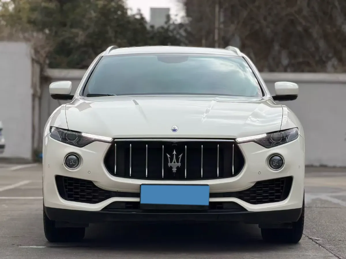 2021 Maserati Levante 3.0T 350HP V6 8AT,autocango,china used car exporter,china ev exporter,chinese used car exporter,chinese used ev exporter