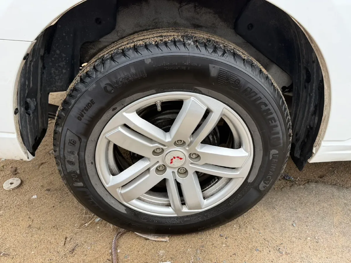 2021 WuLing ZhengChen 1.5T 147HP L4 6MT,autocango,china used car exporter,china ev exporter,chinese used car exporter,chinese used ev exporter