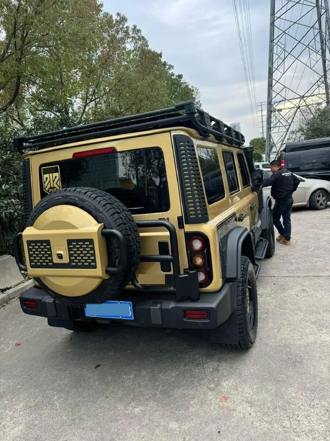 2025 212 212 T01 2.0T 252HP L4 8AT,autocango,china used car exporter,china ev exporter,chinese used car exporter,chinese used ev exporter