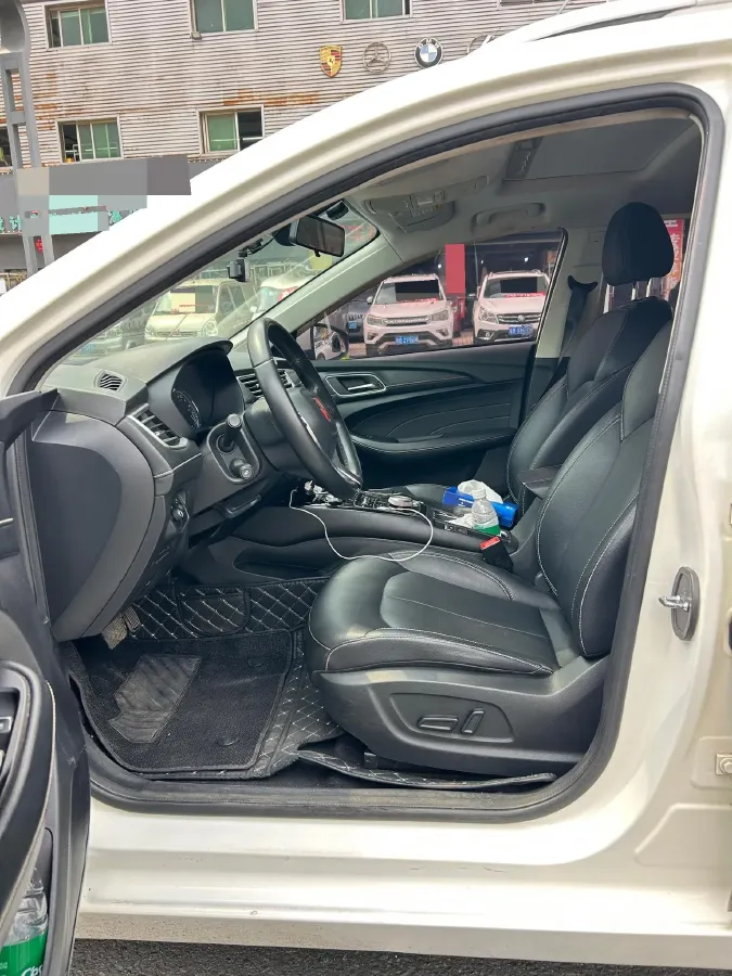 2018 Roewe Ei5 BEV 35KWH,autocango,china used car exporter,china ev exporter,chinese used car exporter,chinese used ev exporter