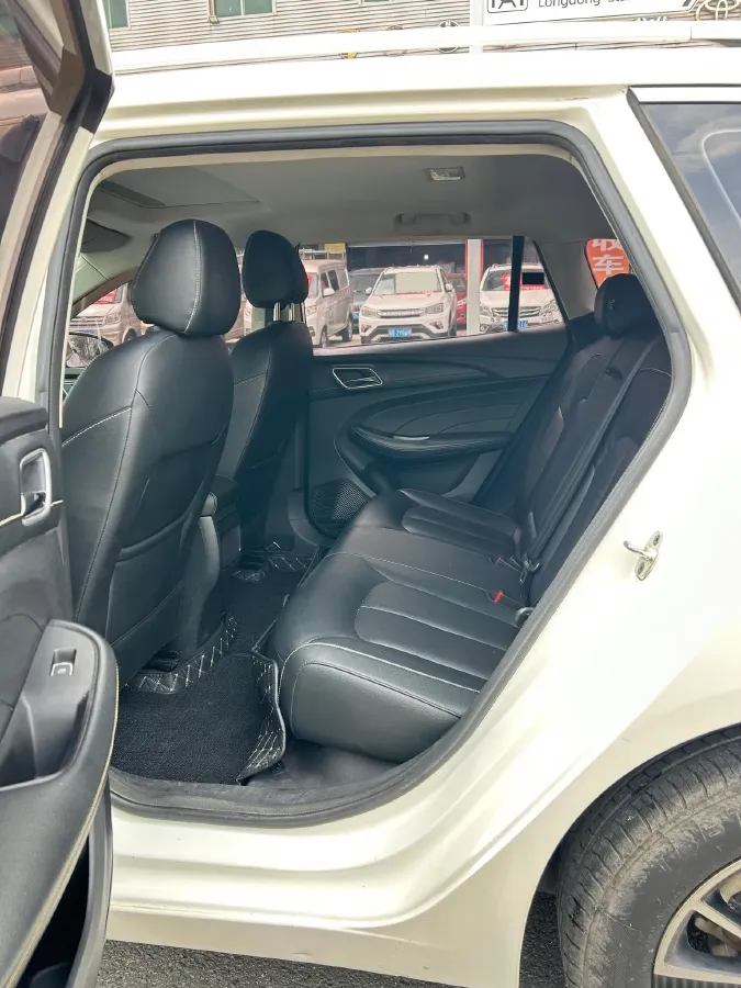 2018 Roewe Ei5 BEV 35KWH,autocango,china used car exporter,china ev exporter,chinese used car exporter,chinese used ev exporter