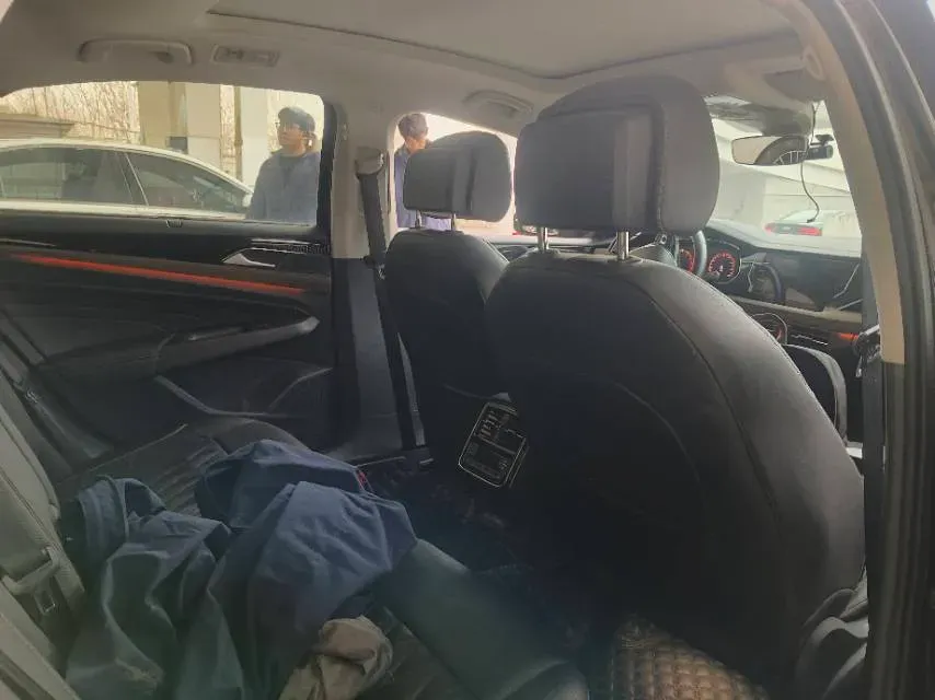 2020 Volkswagen Passat 2.0T 186HP L4 7DCT,autocango,china used car exporter,china ev exporter,chinese used car exporter,chinese used ev exporter