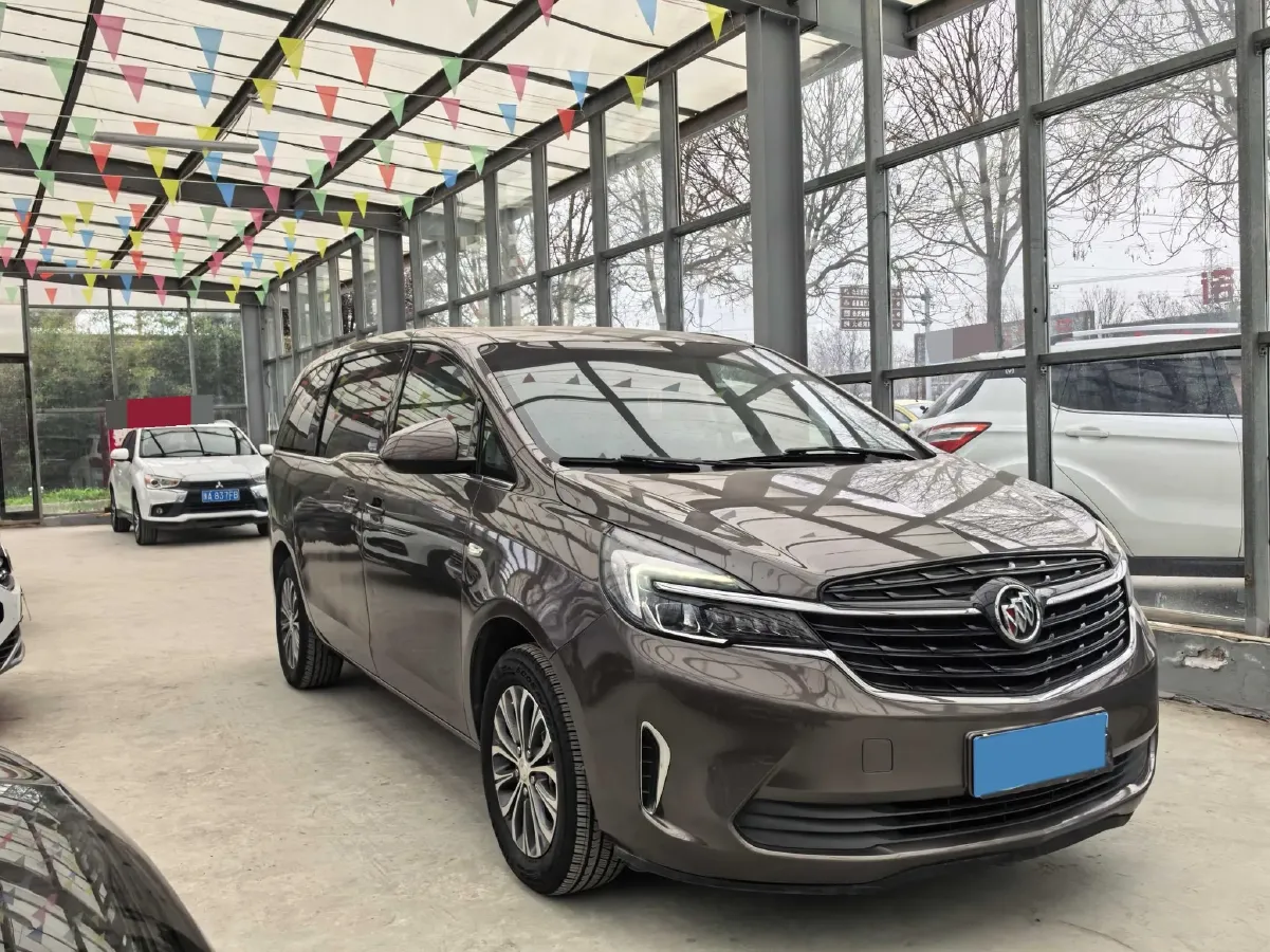 2021 Buick GL8 2.0T 237HP L4 9AT,autocango,china used car exporter,china ev exporter,chinese used car exporter,chinese used ev exporter