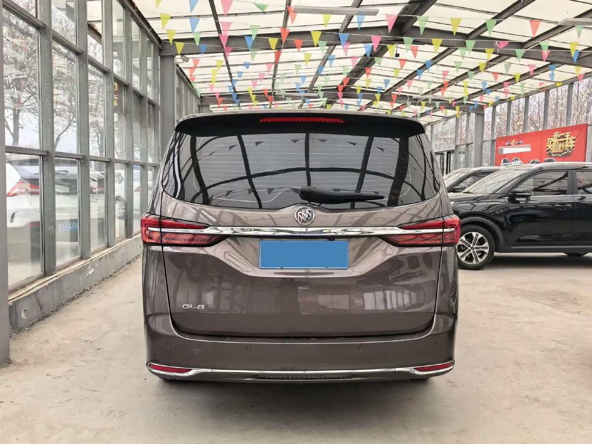 2021 Buick GL8 2.0T 237HP L4 9AT,autocango,china used car exporter,china ev exporter,chinese used car exporter,chinese used ev exporter