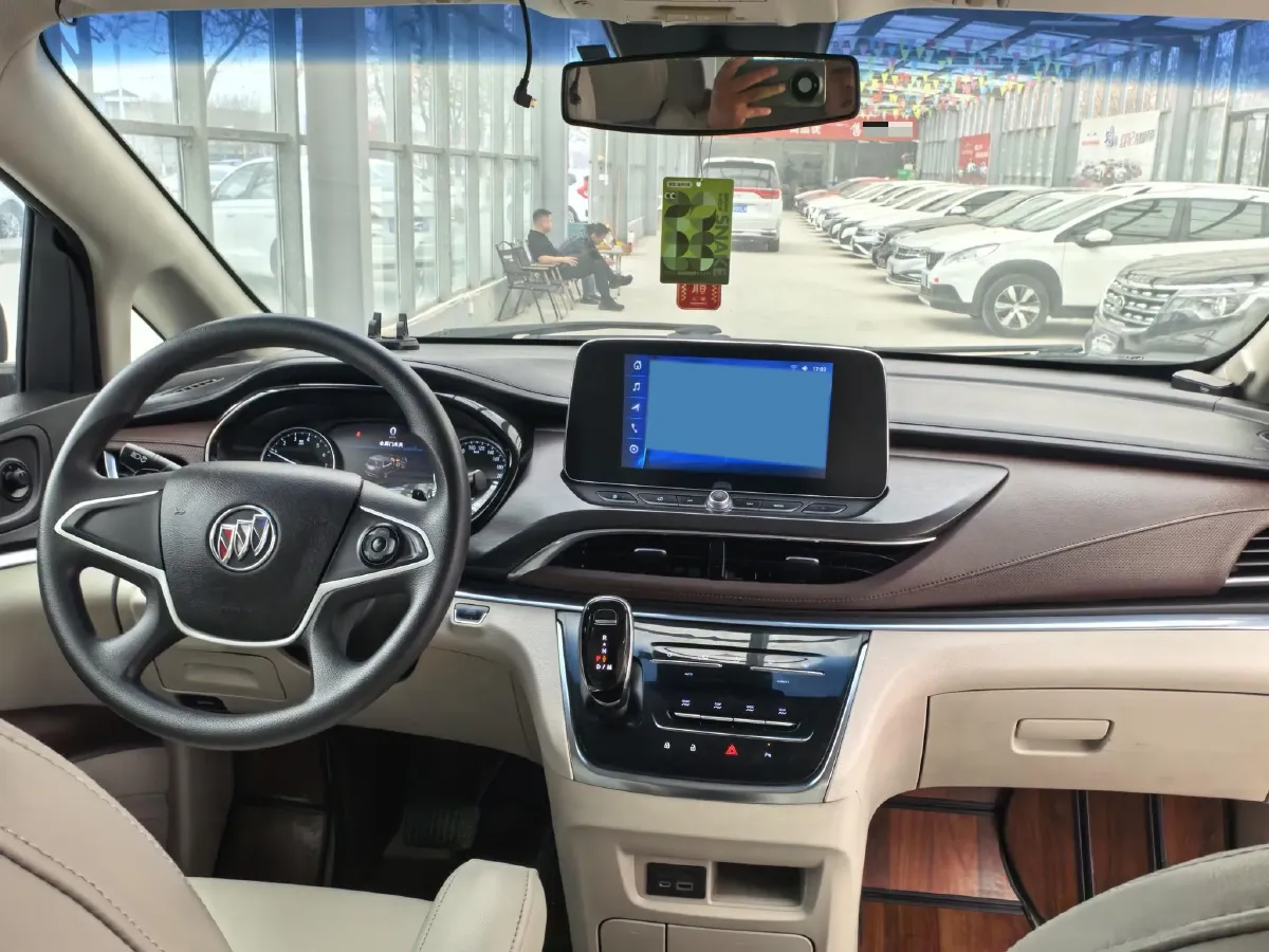 2021 Buick GL8 2.0T 237HP L4 9AT,autocango,china used car exporter,china ev exporter,chinese used car exporter,chinese used ev exporter