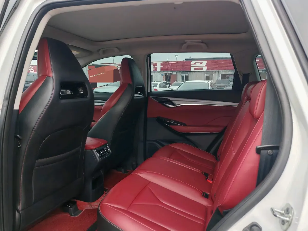 2022 ChangAn CS75 Plus 2.0T 233HP L4 8AT,autocango,china used car exporter,china ev exporter,chinese used car exporter,chinese used ev exporter