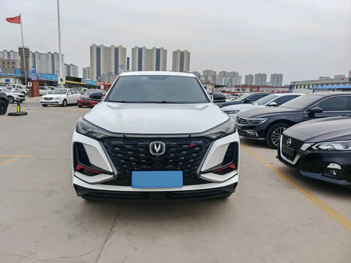 2022 ChangAn CS75 Plus 2.0T 233HP L4 8AT,autocango,china used car exporter,china ev exporter,chinese used car exporter,chinese used ev exporter