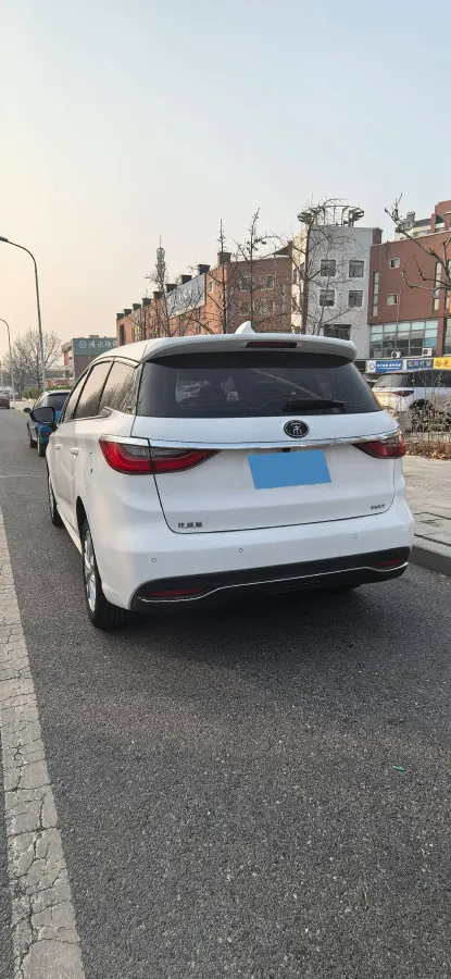 2019 BYD Song MAX 1.5T 154HP L4 6MT,autocango,china used car exporter,china ev exporter,chinese used car exporter,chinese used ev exporter