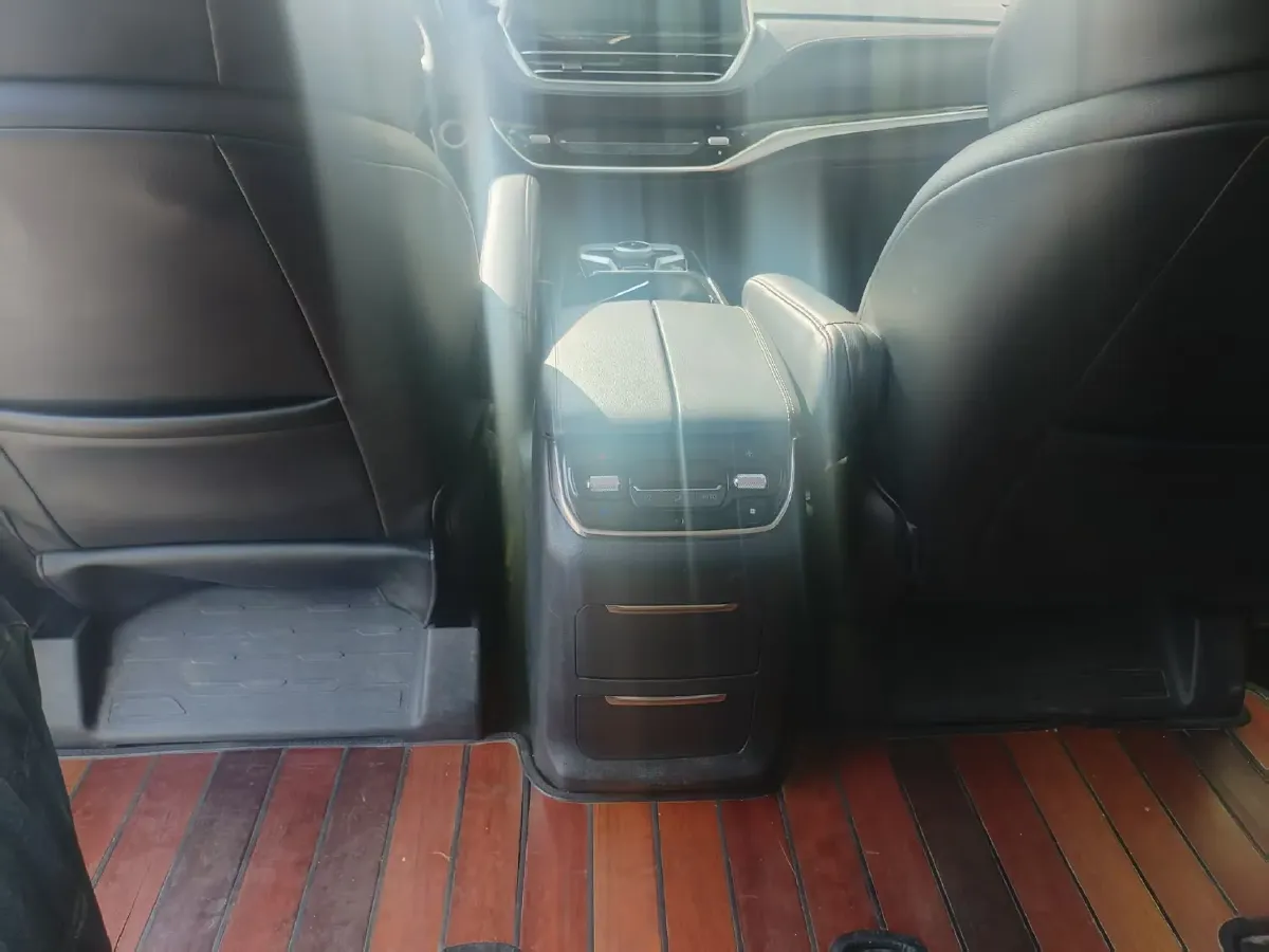 2020 MAXUS G20 2.0T 224HP L4 8AT,autocango,china used car exporter,china ev exporter,chinese used car exporter,chinese used ev exporter