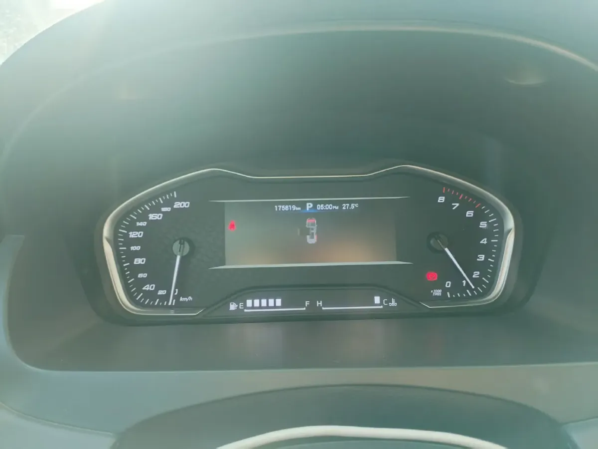 2020 MAXUS G20 2.0T 224HP L4 8AT,autocango,china used car exporter,china ev exporter,chinese used car exporter,chinese used ev exporter