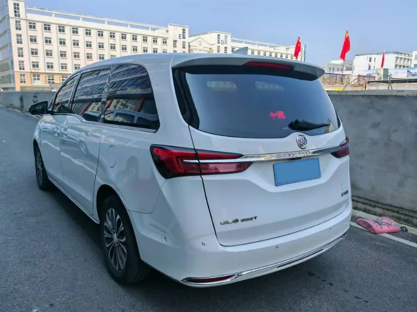 2022 Buick GL8 2.0T 237HP L4 9AT,autocango,china used car exporter,china ev exporter,chinese used car exporter,chinese used ev exporter