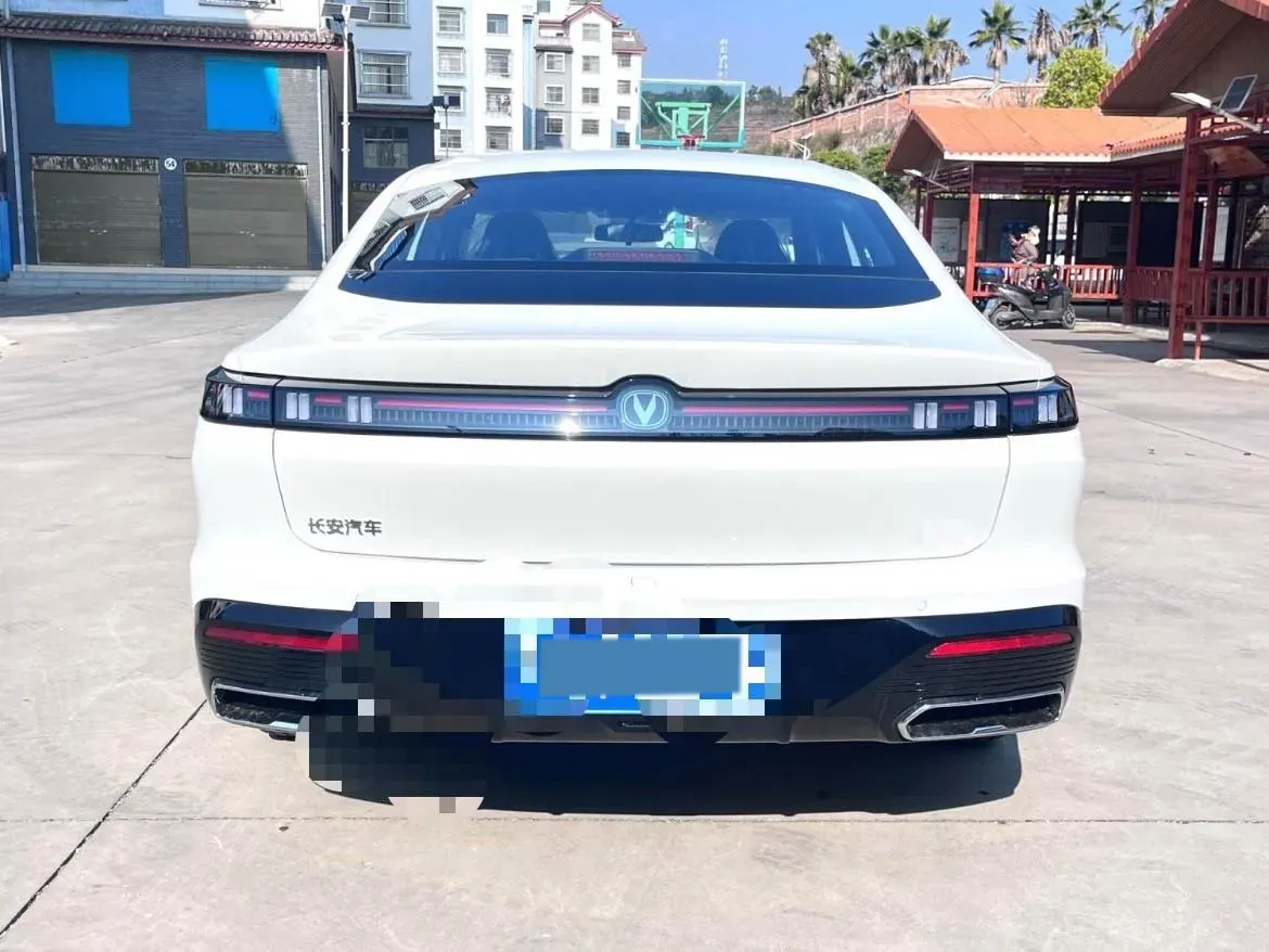 2024 ChangAn Eado 1.5T 170HP L4 7DCT,autocango,china used car exporter,china ev exporter,chinese used car exporter,chinese used ev exporter