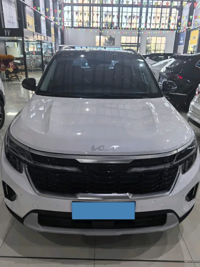 2023 Kia Seltos 1.5L 115HP L4 CVT,autocango,china used car exporter,china ev exporter,chinese used car exporter,chinese used ev exporter