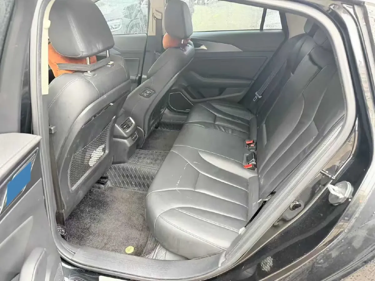 2020 HongQi H5 1.5T 169HP L4 7DCT,autocango,china used car exporter,china ev exporter,chinese used car exporter,chinese used ev exporter