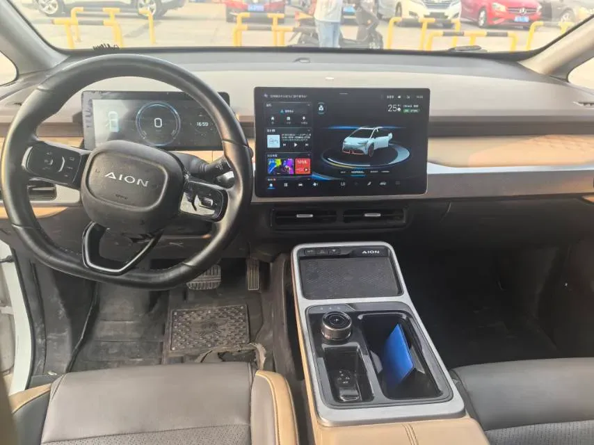 2022 Geely Okavango 1.8T 184HP L4 7DCT,autocango,china used car exporter,china ev exporter,chinese used car exporter,chinese used ev exporter