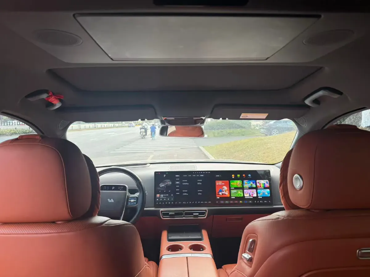 2023 Li L9 Range Extended 154HP REEV 42.6KWH,autocango,china used car exporter,china ev exporter,chinese used car exporter,chinese used ev exporter