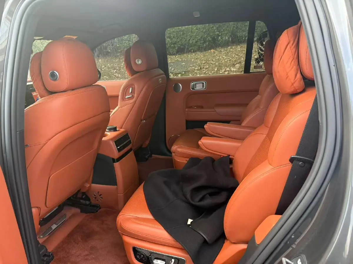 2023 Li L9 Range Extended 154HP REEV 42.6KWH,autocango,china used car exporter,china ev exporter,chinese used car exporter,chinese used ev exporter