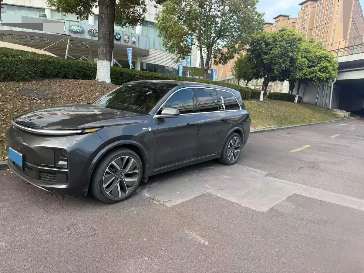 2023 Li L9 Range Extended 154HP REEV 42.6KWH,autocango,china used car exporter,china ev exporter,chinese used car exporter,chinese used ev exporter
