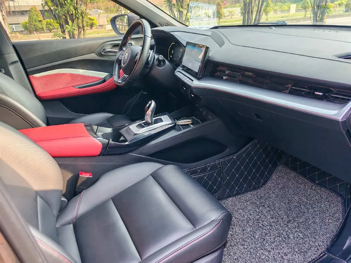 2021 MG 5 1.5T 173HP L4 7DCT,autocango,china used car exporter,china ev exporter,chinese used car exporter,chinese used ev exporter