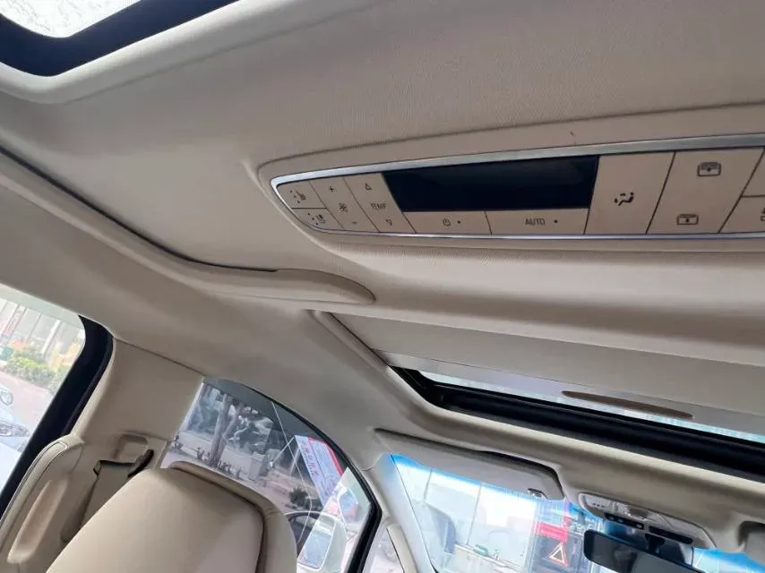 2022 Buick GL8 2.0T 237HP L4 9AT,autocango,china used car exporter,china ev exporter,chinese used car exporter,chinese used ev exporter