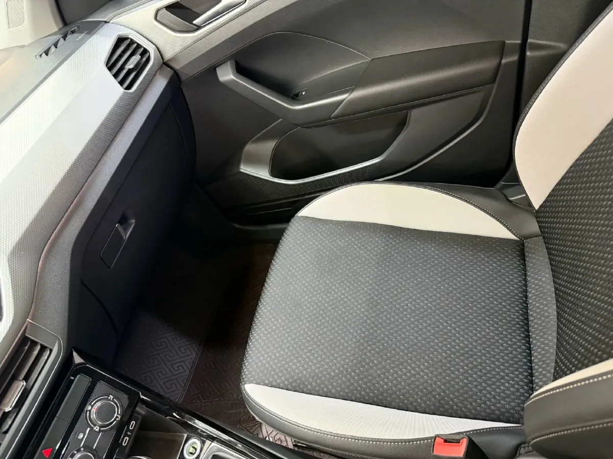 2021 Volkswagen Tacqua 1.5L 113HP L4 6AT,autocango,china used car exporter,china ev exporter,chinese used car exporter,chinese used ev exporter