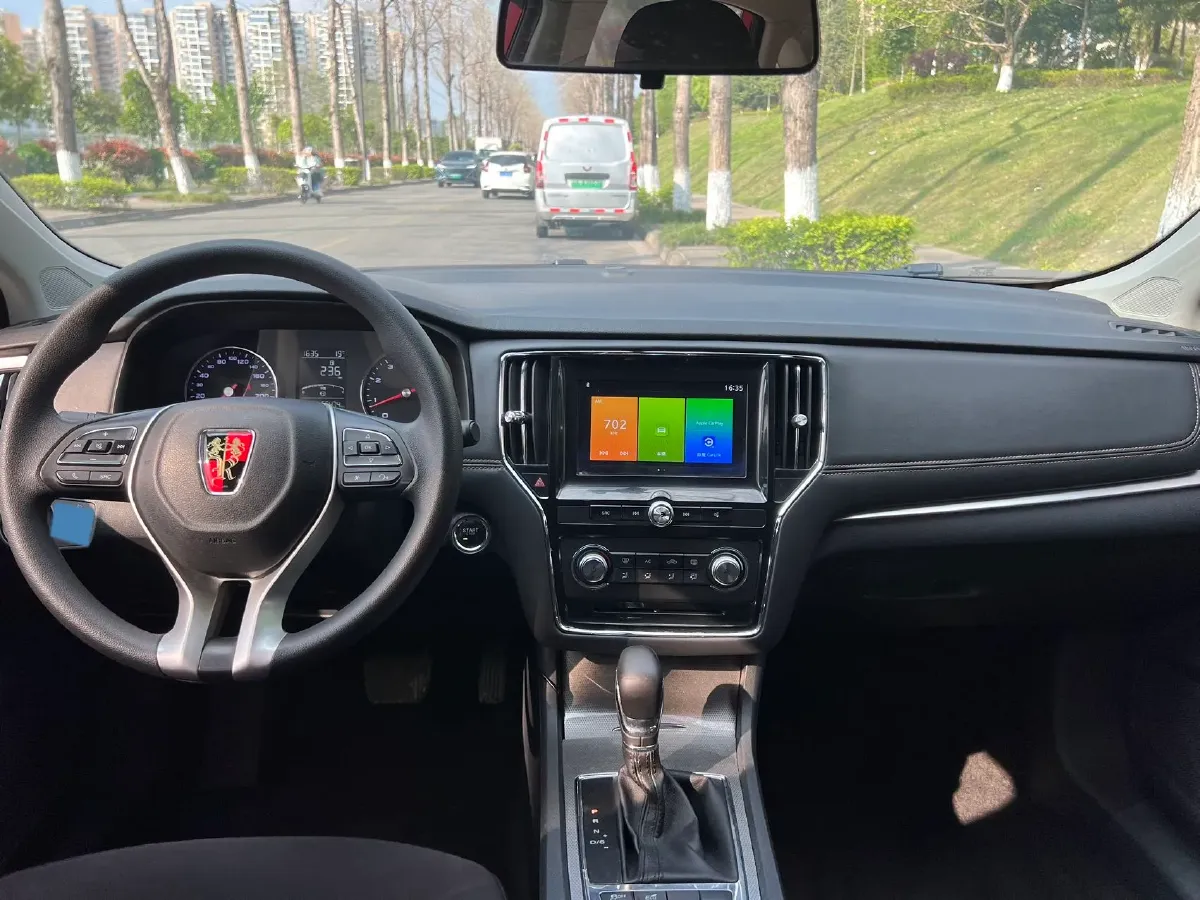 2019 Roewe i6 1.6L 125HP L4 CVT,autocango,china used car exporter,china ev exporter,chinese used car exporter,chinese used ev exporter