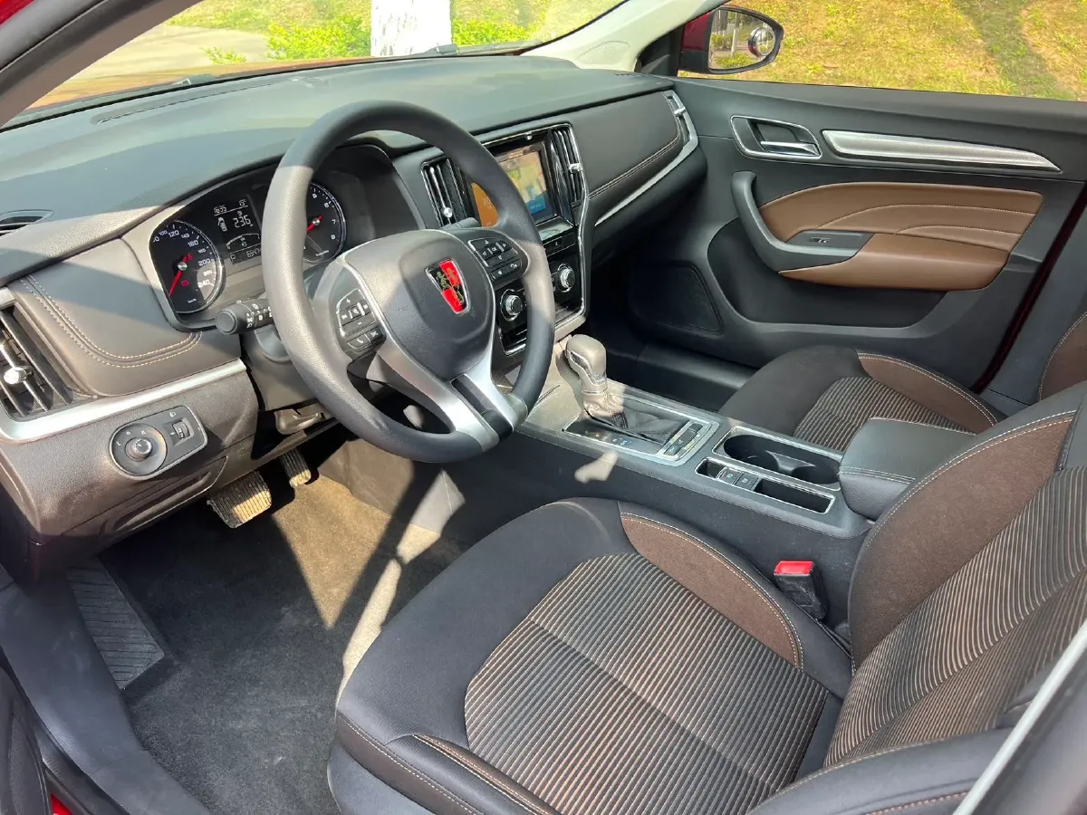 2019 Roewe i6 1.6L 125HP L4 CVT,autocango,china used car exporter,china ev exporter,chinese used car exporter,chinese used ev exporter