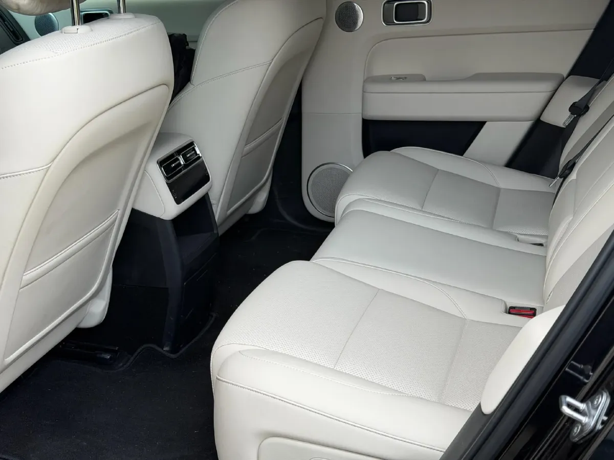 2024 Li L6 Range Extended 154HP L4 REEV 36.8KWH,autocango,china used car exporter,china ev exporter,chinese used car exporter,chinese used ev exporter