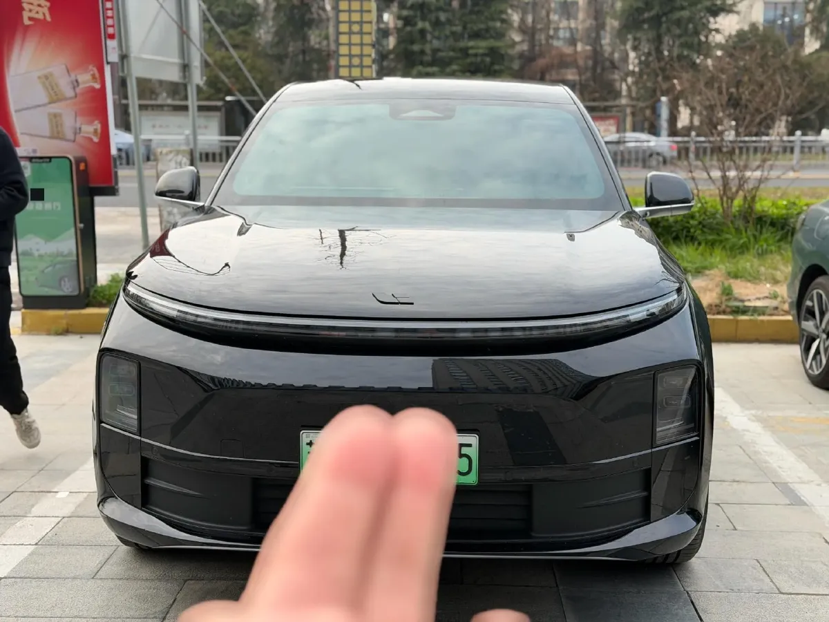 2024 Li L6 Range Extended 154HP L4 REEV 36.8KWH,autocango,china used car exporter,china ev exporter,chinese used car exporter,chinese used ev exporter