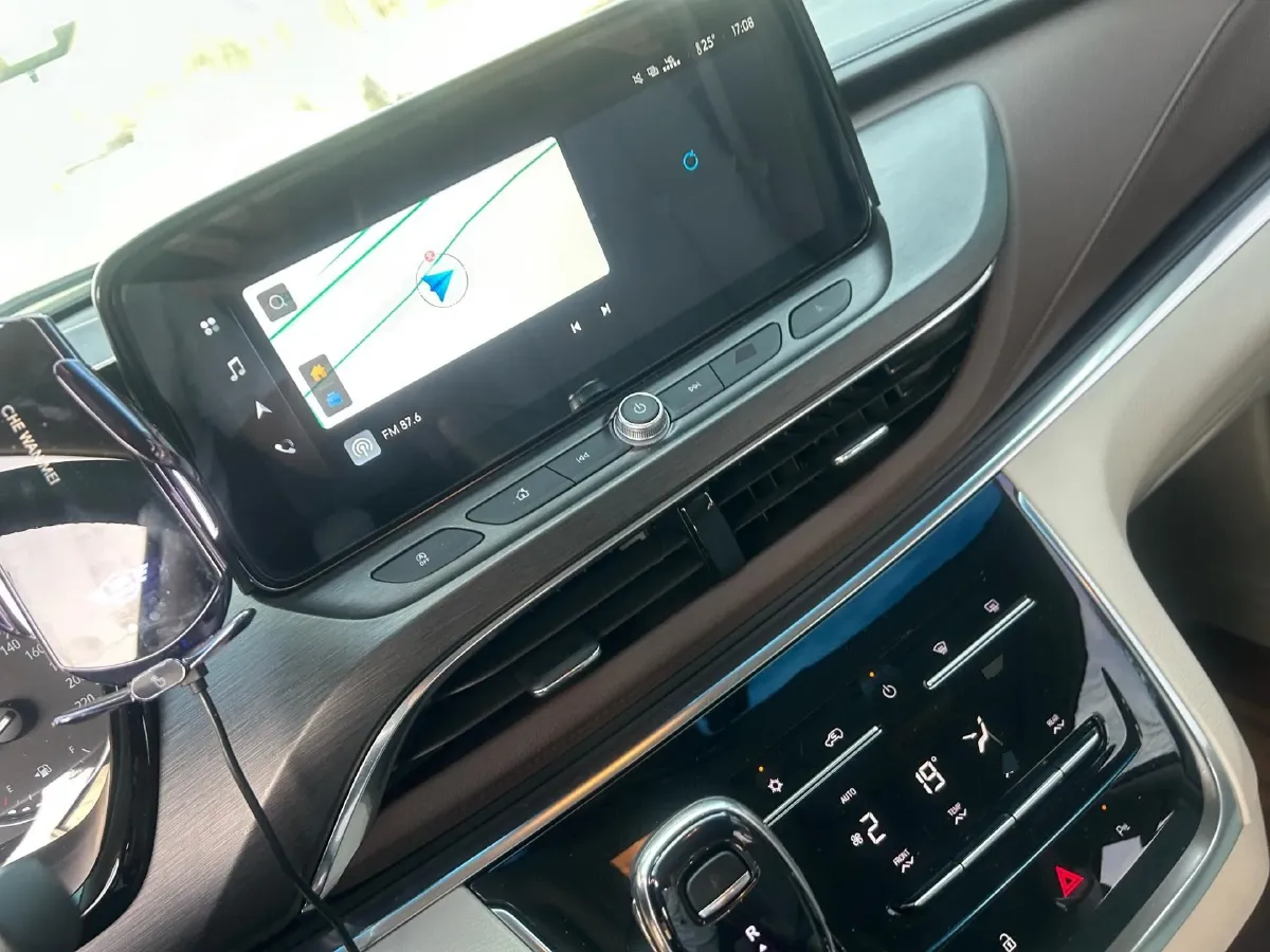 2023 Buick GL8 2.0T 237HP L4 9AT,autocango,china used car exporter,china ev exporter,chinese used car exporter,chinese used ev exporter