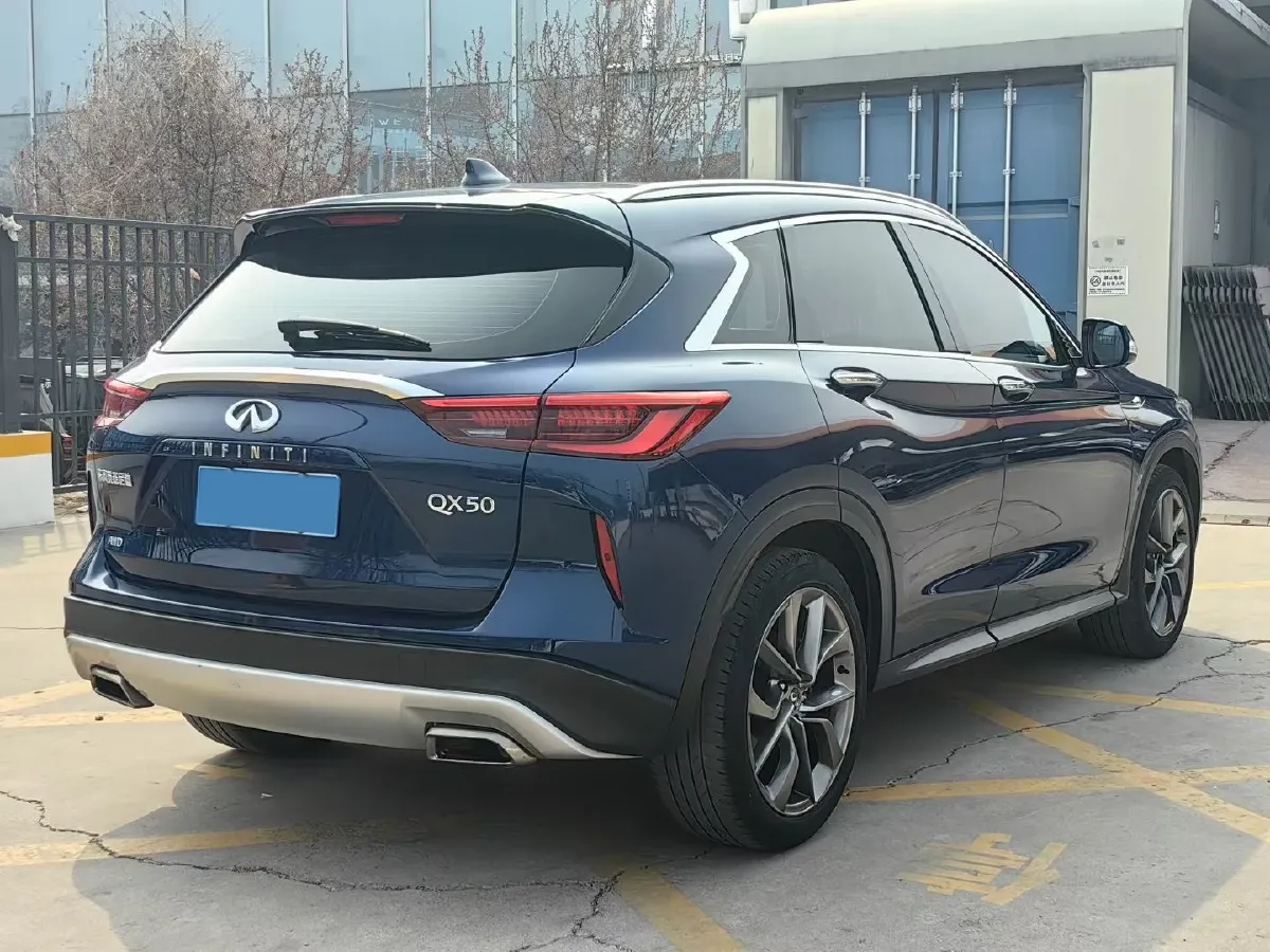 2020 Infiniti QX50 2.0T 272HP L4 CVT,autocango,china used car exporter,china ev exporter,chinese used car exporter,chinese used ev exporter