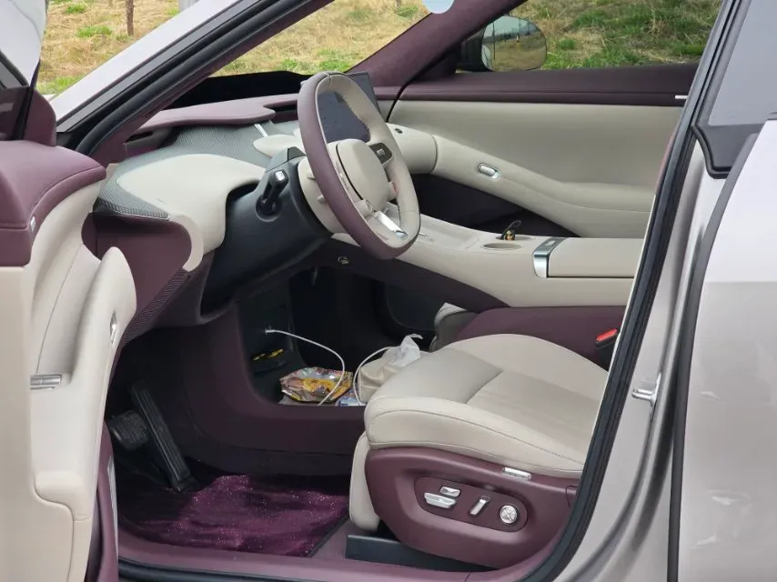 2025 MI YU7 BEV 101.7KWH,autocango,china used car exporter,china ev exporter,chinese used car exporter,chinese used ev exporter