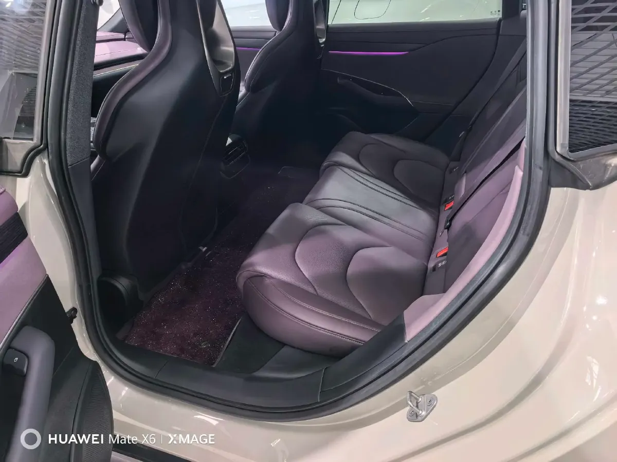 2024 MI SU7 BEV 73.6KWH,autocango,china used car exporter,china ev exporter,chinese used car exporter,chinese used ev exporter