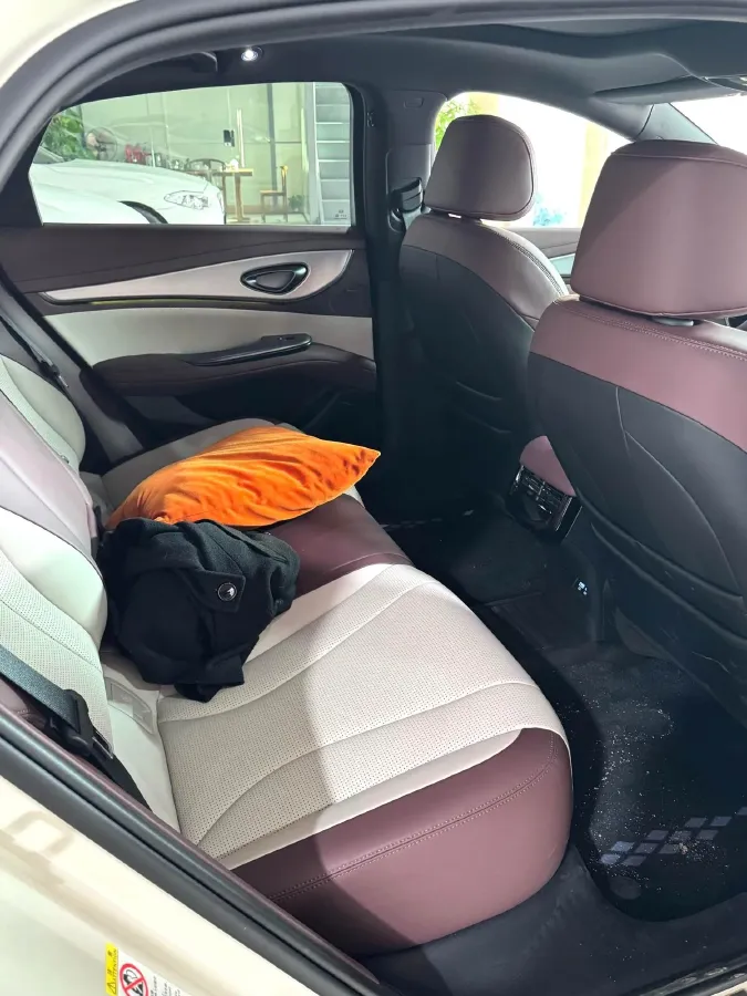 2025 BYD Seal07 DM-i 1.5L 101HP L4 E-CVT PHEV 17.6KWH,autocango,china used car exporter,china ev exporter,chinese used car exporter,chinese used ev exporter