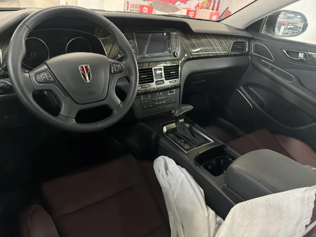 2021 HongQi H7 1.8T 188HP L4 6AT,autocango,china used car exporter,china ev exporter,chinese used car exporter,chinese used ev exporter