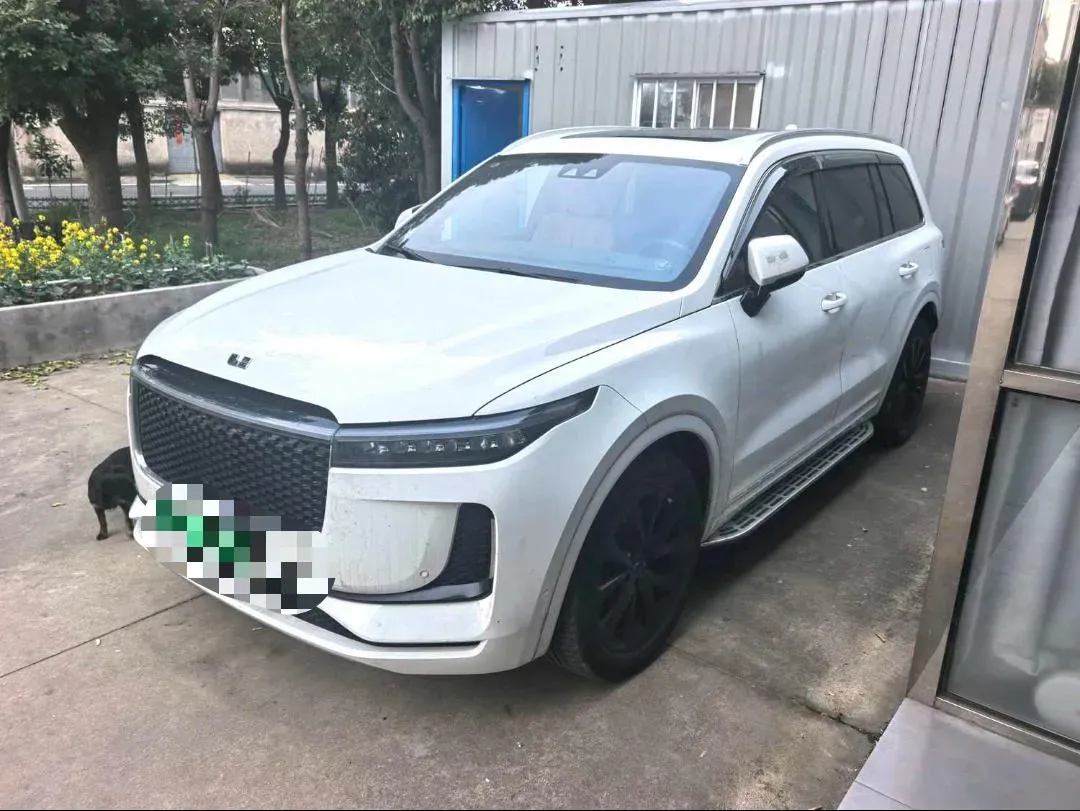 2020 Li ONE Range Extended 131HP REEV 40.5KWH,autocango,china used car exporter,china ev exporter,chinese used car exporter,chinese used ev exporter