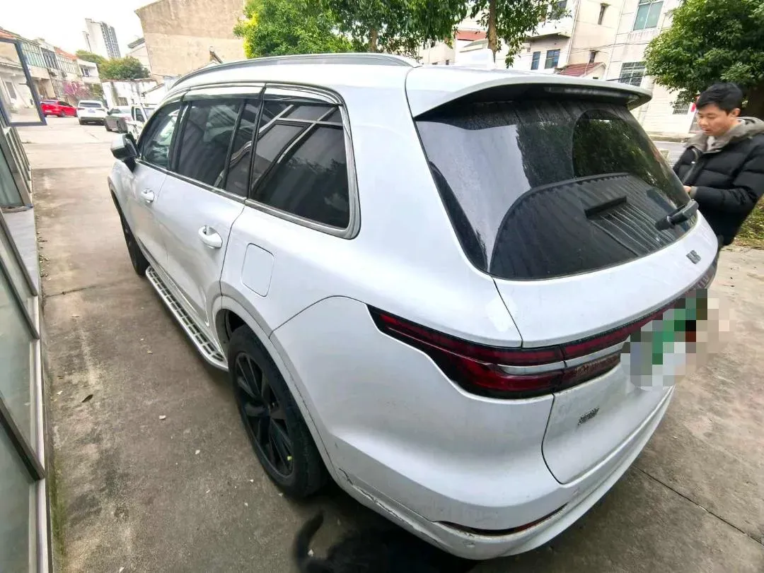 2020 Li ONE Range Extended 131HP REEV 40.5KWH,autocango,china used car exporter,china ev exporter,chinese used car exporter,chinese used ev exporter