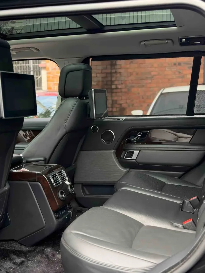 2021 Land Rover Range Rover 3.0T 400HP L6 8AT,autocango,china used car exporter,china ev exporter,chinese used car exporter,chinese used ev exporter