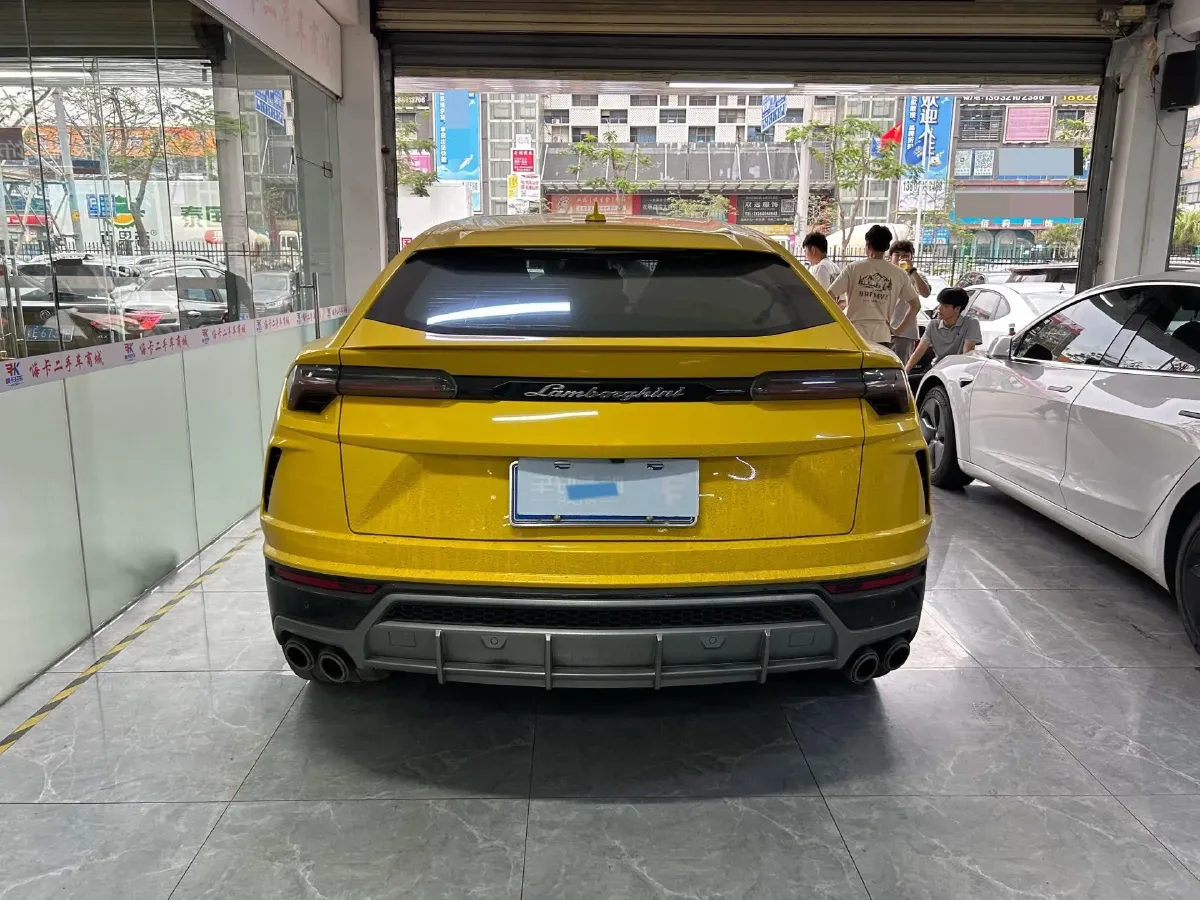 2021 Lamborghini Urus 4.0T 641HP V8 8AT,autocango,china used car exporter,china ev exporter,chinese used car exporter,chinese used ev exporter