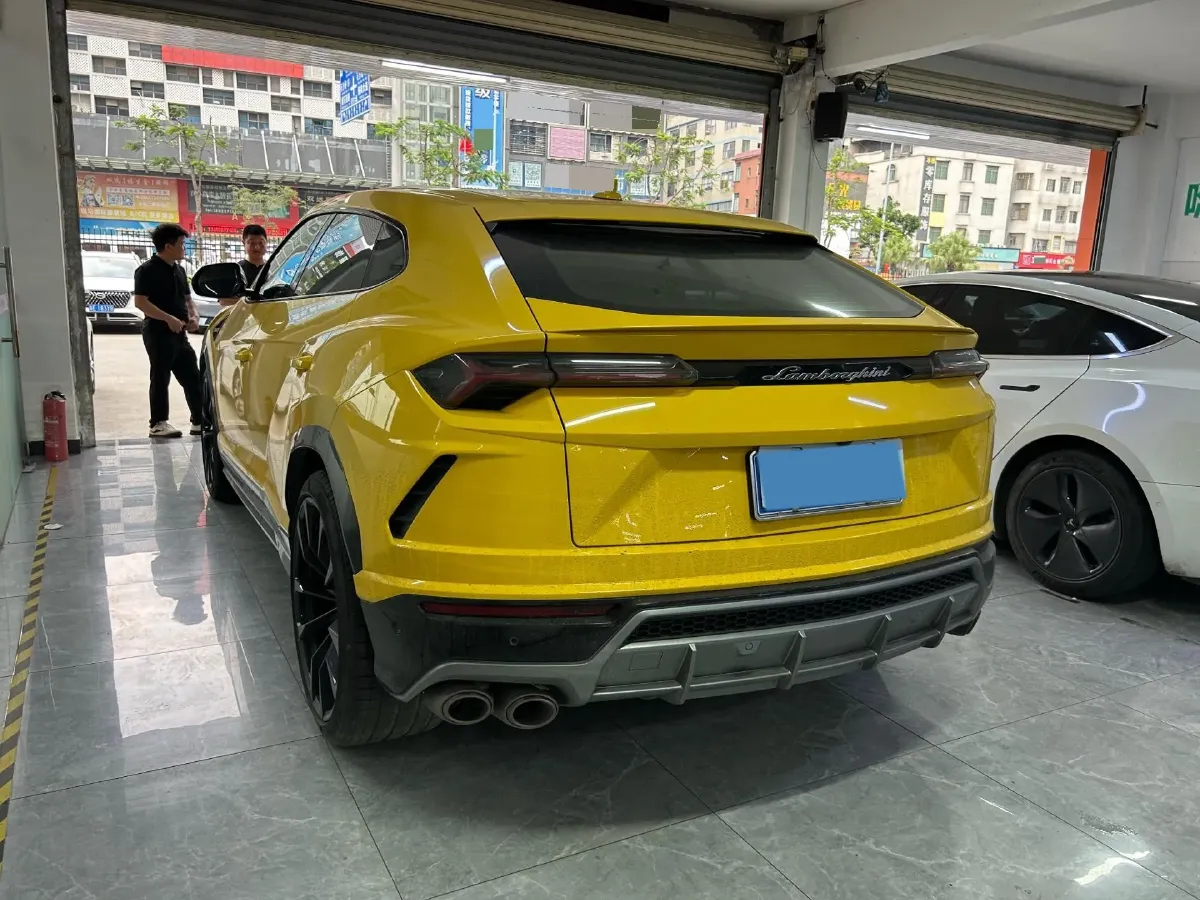 2021 Lamborghini Urus 4.0T 641HP V8 8AT,autocango,china used car exporter,china ev exporter,chinese used car exporter,chinese used ev exporter