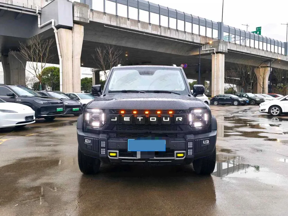 2023 Jetour Traveller 1.5T 184HP L4 7DCT,autocango,china used car exporter,china ev exporter,chinese used car exporter,chinese used ev exporter