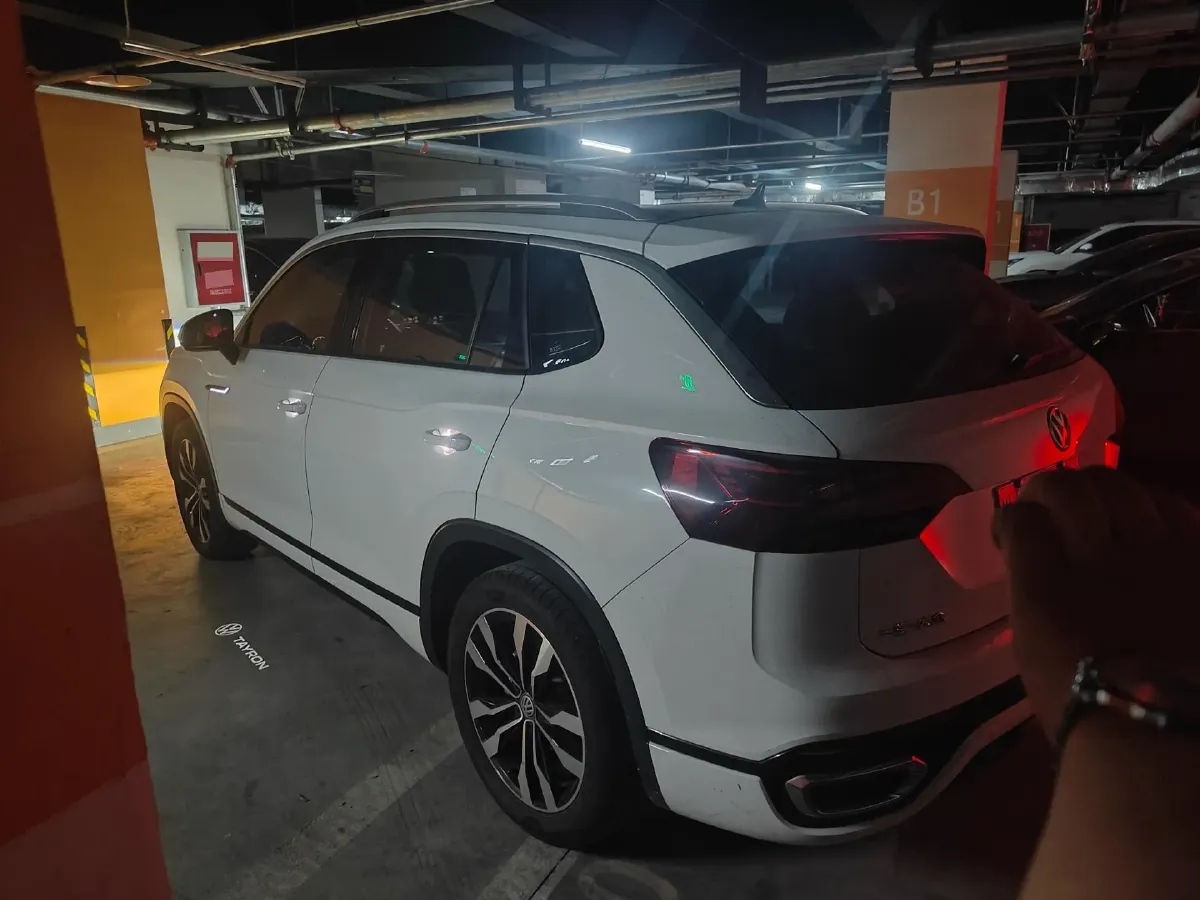 2020 Volkswagen Tayron 2.0T 220HP L4 7DCT,autocango,china used car exporter,china ev exporter,chinese used car exporter,chinese used ev exporter