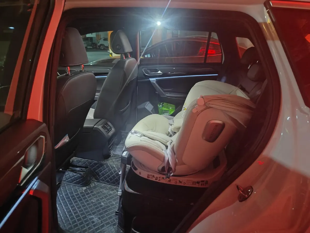 2020 Volkswagen Tayron 2.0T 220HP L4 7DCT,autocango,china used car exporter,china ev exporter,chinese used car exporter,chinese used ev exporter