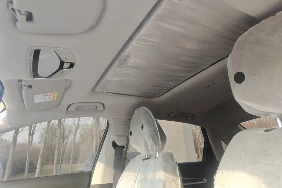 2025 Geely Emgrand 1.5L 127HP L4 CVT,autocango,china used car exporter,china ev exporter,chinese used car exporter,chinese used ev exporter