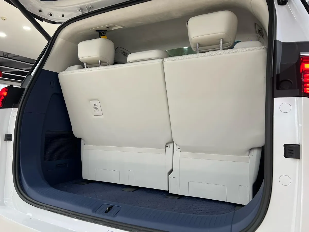 2023 Buick Century 2.0T 237HP L4 9AT,autocango,china used car exporter,china ev exporter,chinese used car exporter,chinese used ev exporter