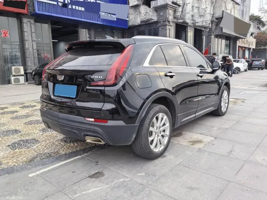 2021 Cadillac XT4 2.0T 237HP L4 9AT,autocango,china used car exporter,china ev exporter,chinese used car exporter,chinese used ev exporter