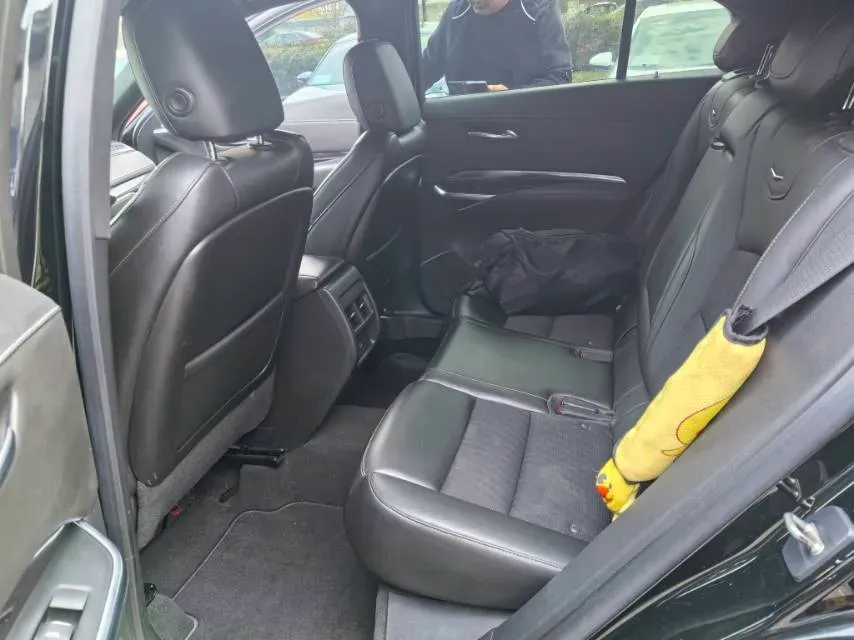 2021 Cadillac XT4 2.0T 237HP L4 9AT,autocango,china used car exporter,china ev exporter,chinese used car exporter,chinese used ev exporter